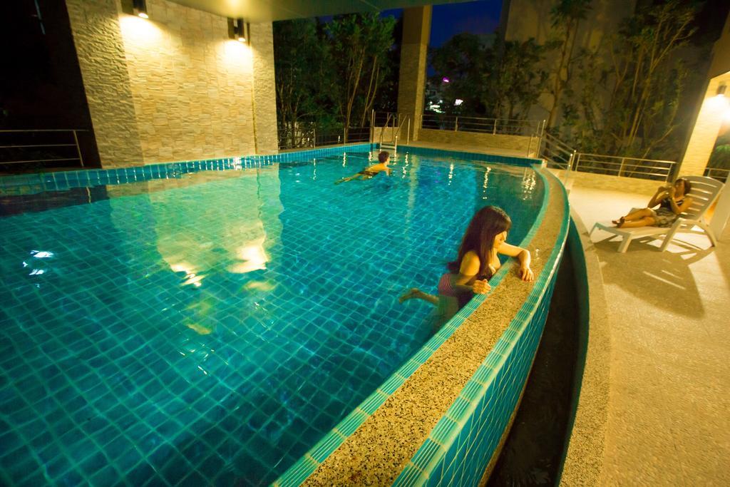 Bb Garden Resort Bangkok Luaran gambar
